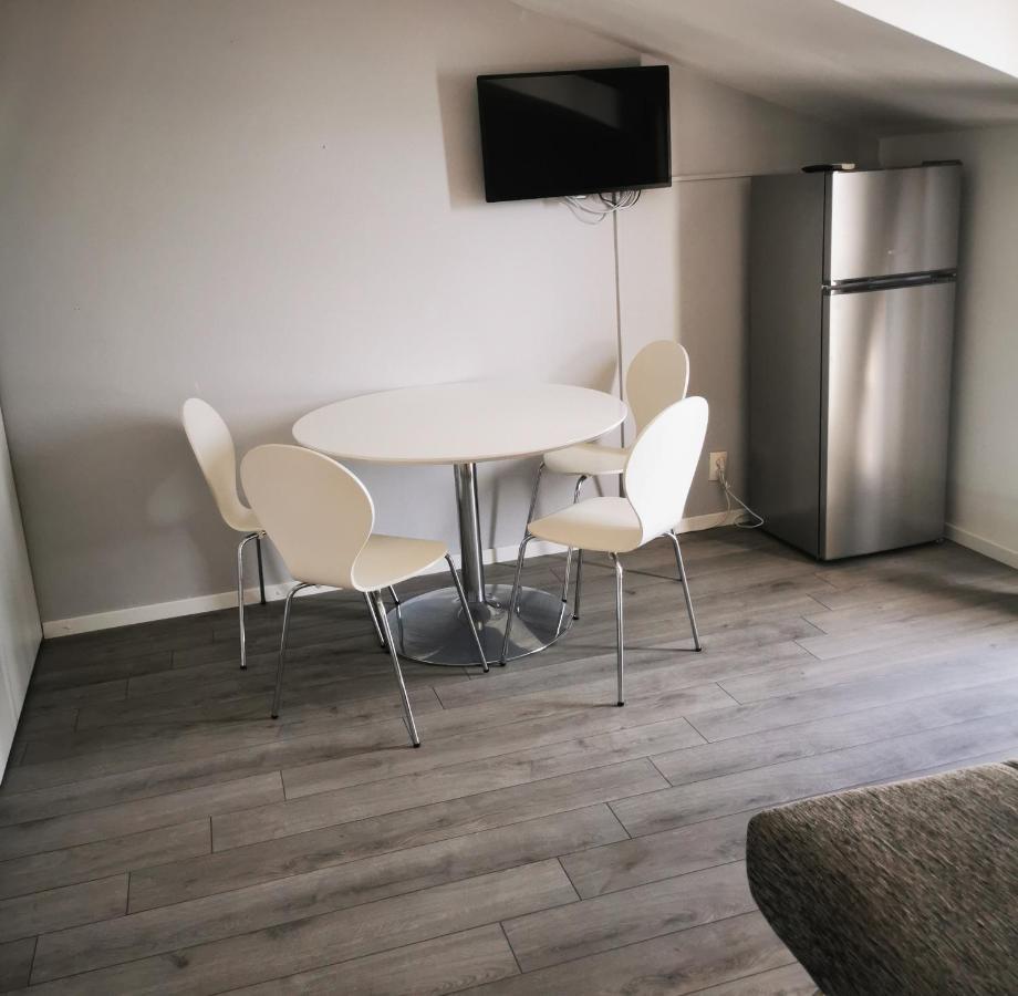 Apartmani "Ivan" Марина Экстерьер фото