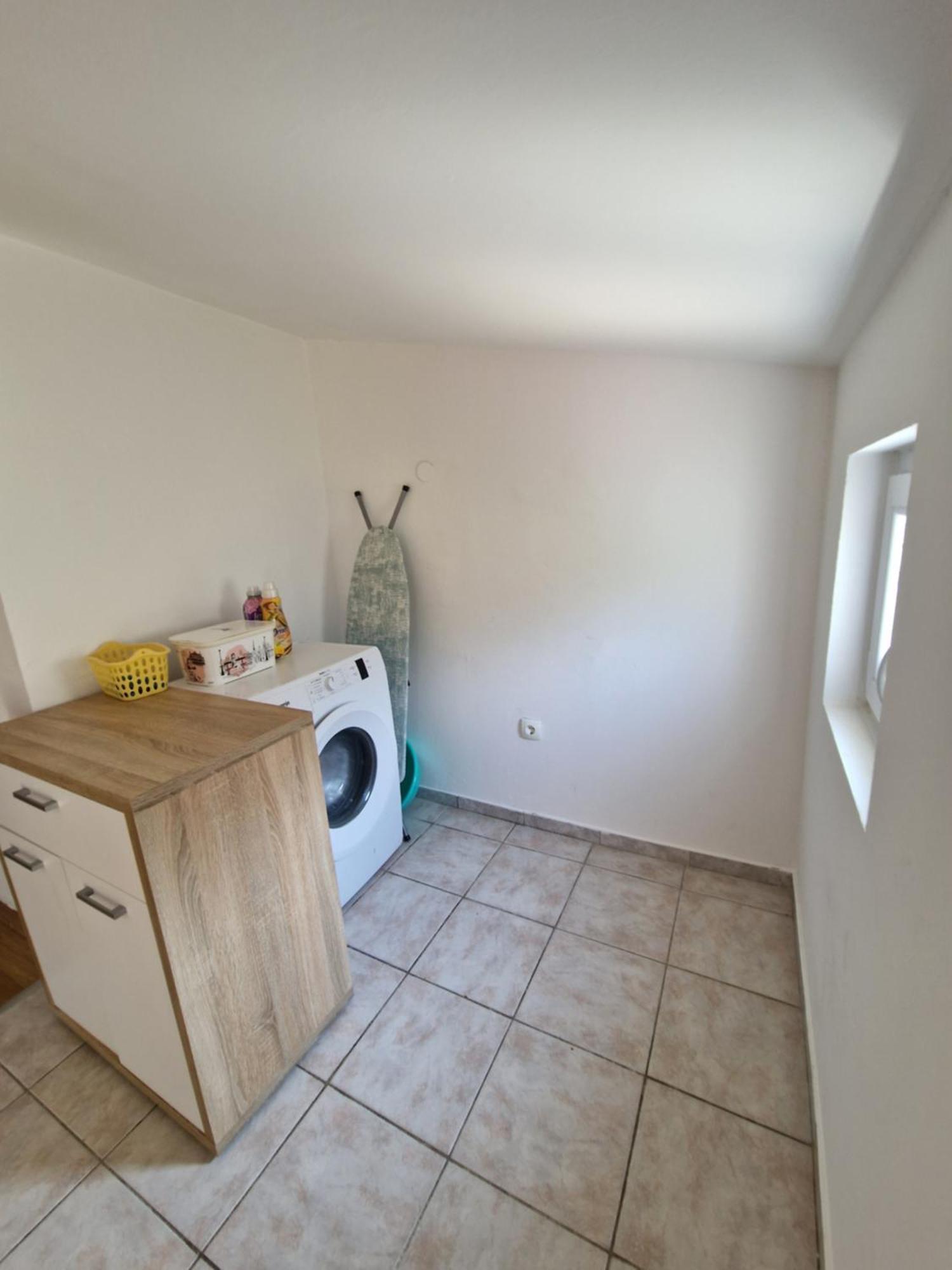 Apartmani "Ivan" Марина Экстерьер фото