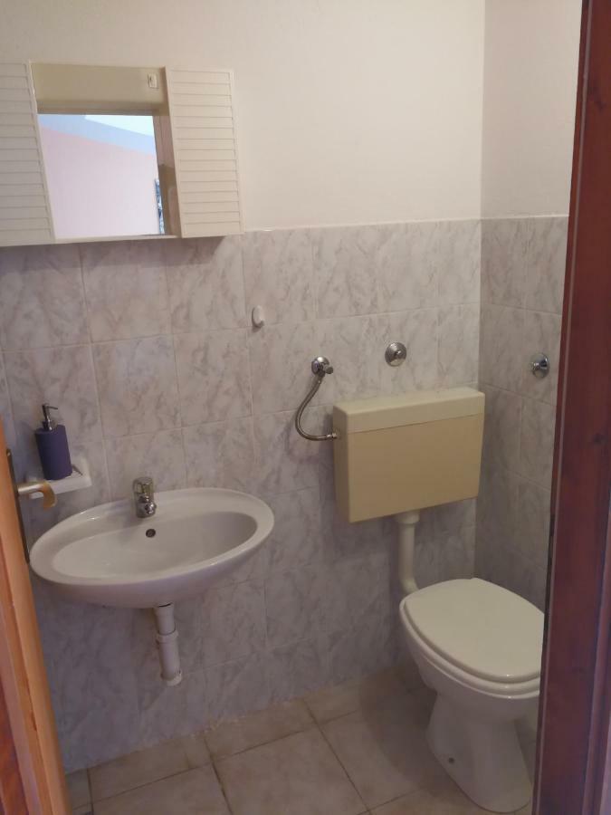 Apartmani "Ivan" Марина Экстерьер фото